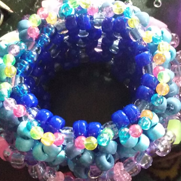 3D Kandi Cuff - Picture 3 of 3